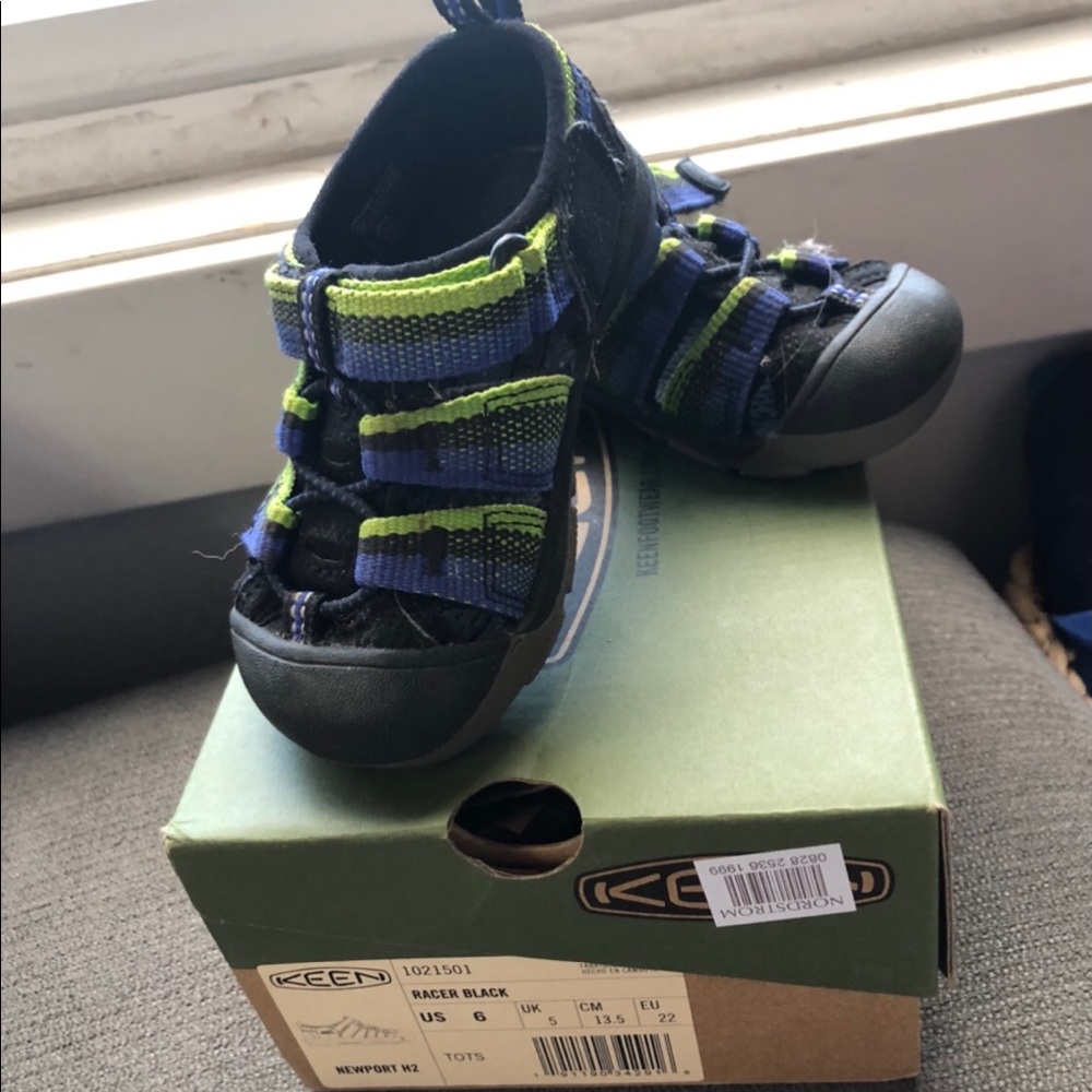 Toddler Size 6 Keen Sandels